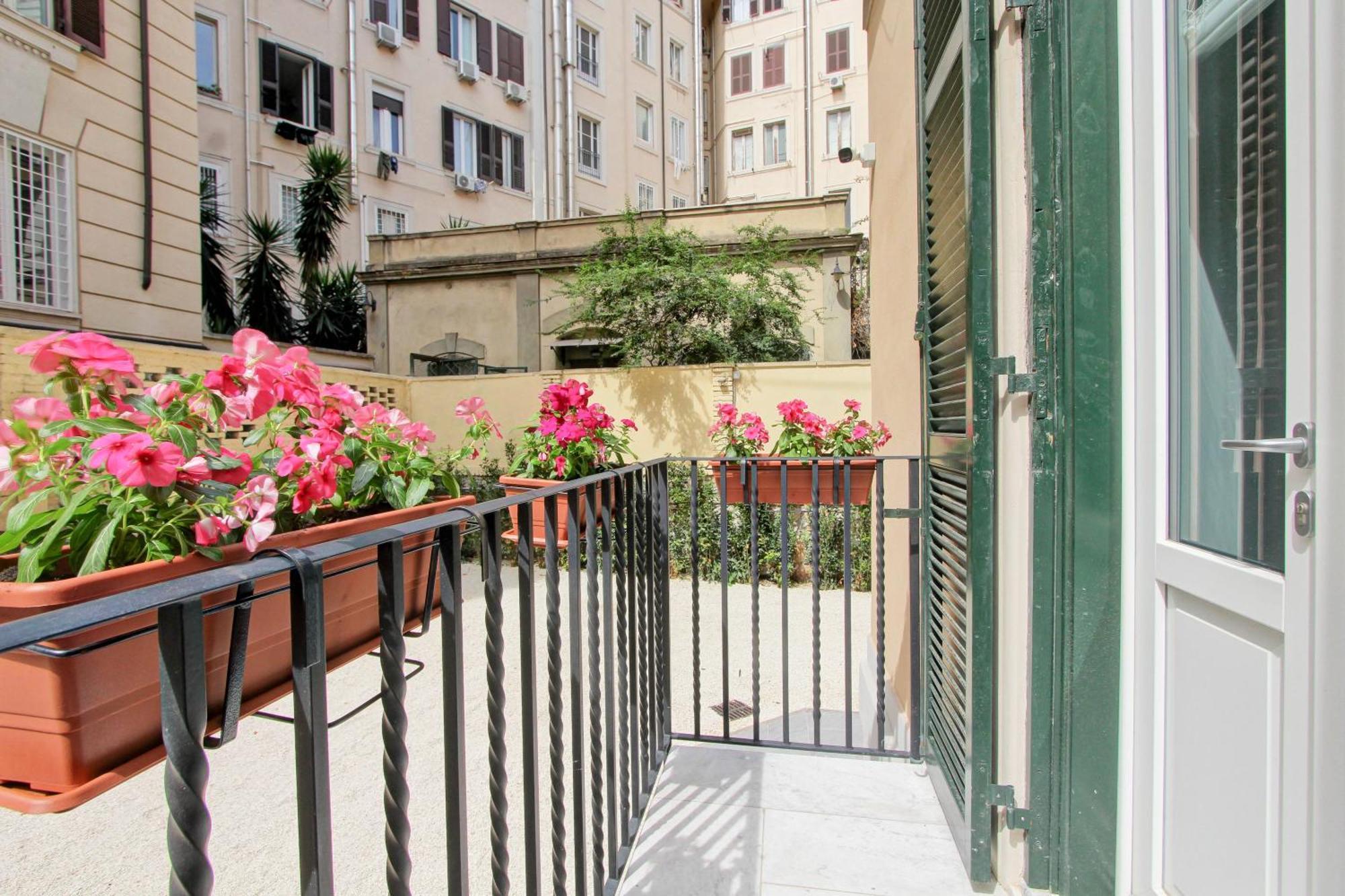 Nizza 33 Apartment Рим Екстериор снимка